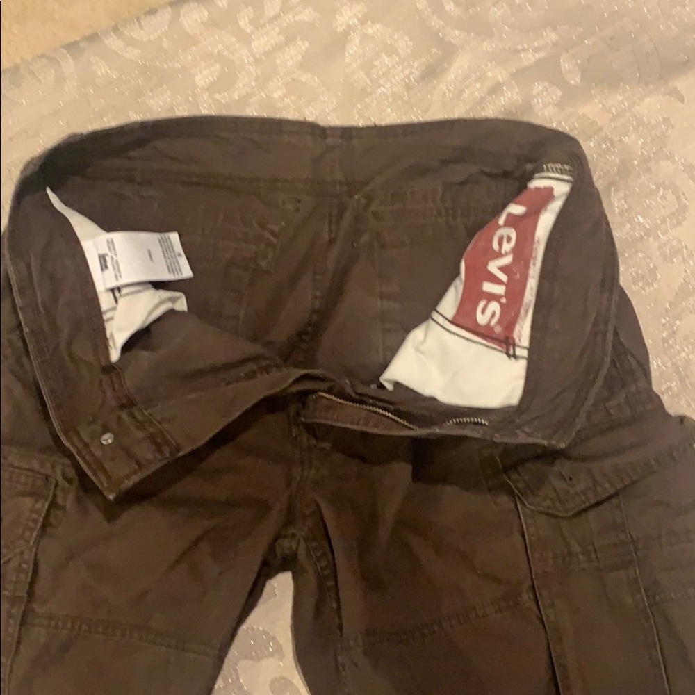 Shorts - Picture 3 of 3